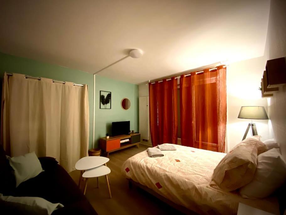 T2 Cosy Proche Hopital + Parking Gratuit Sur Place Осер Экстерьер фото